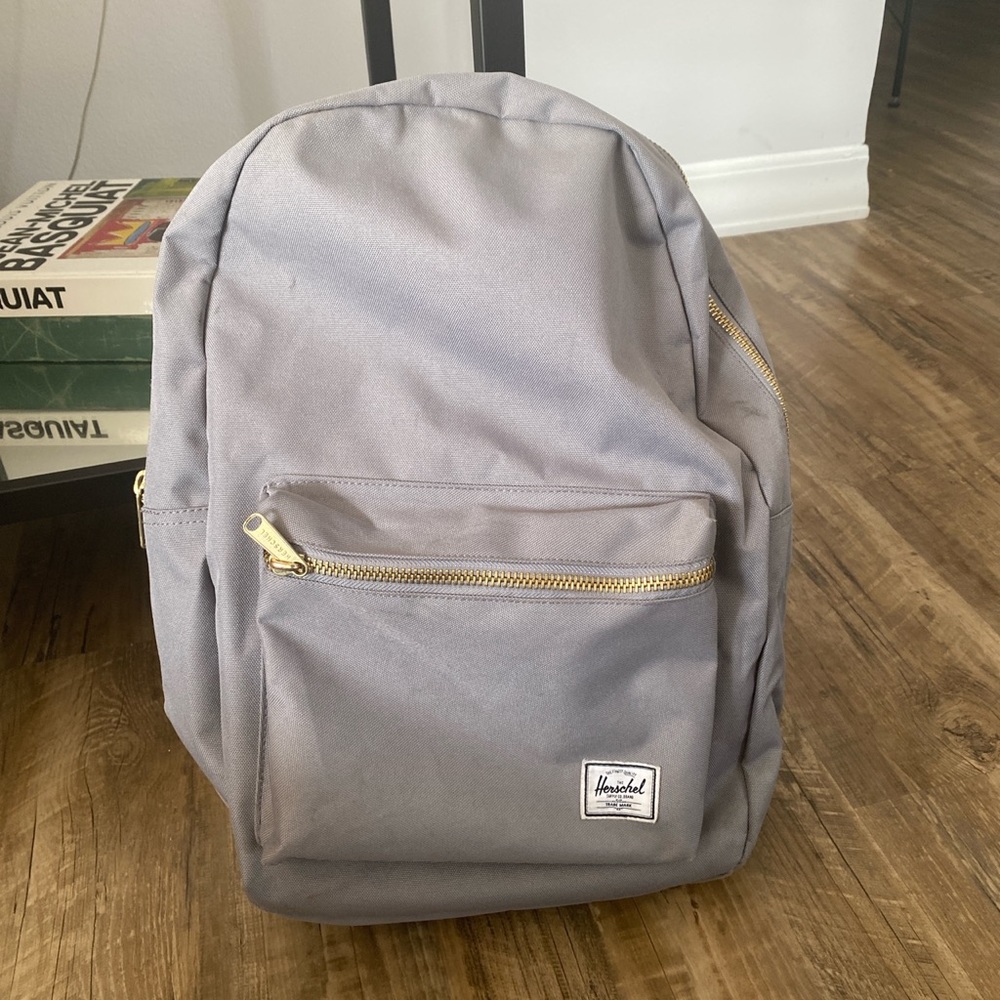 HERSCHEL BACKPACK! Lightly used.